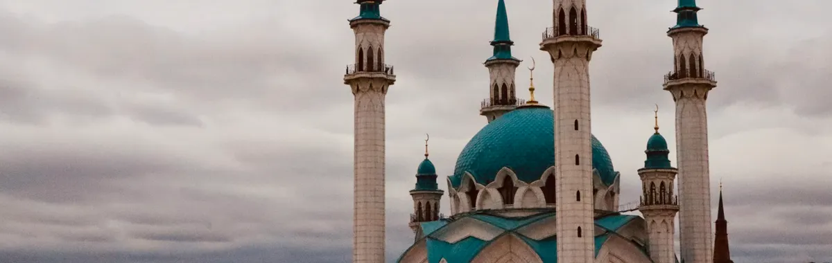 Stunning view of the Kul Sharif Mosque with its turquoise domes and minarets in Kazan, Russia.